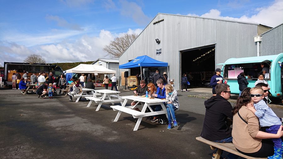 毎月第3日曜日はKumeu Market（クメウ・マーケット）｜NZ便利帖